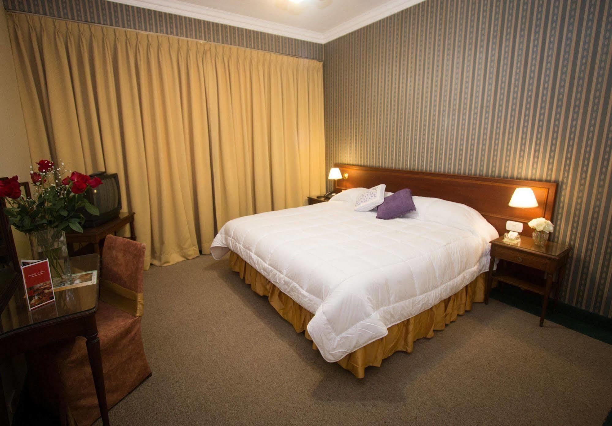 Regis Orho Hotel Buenos Aires Luaran gambar